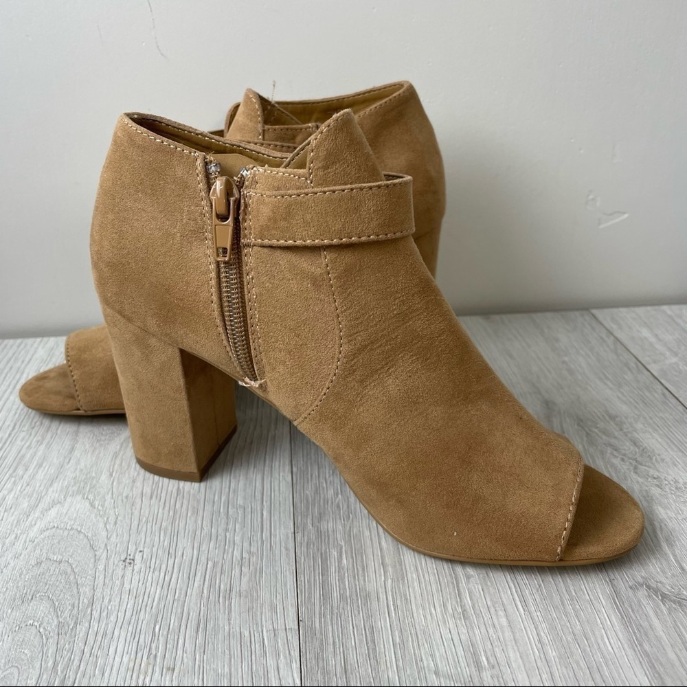 14th & Union Peep Toe Block Heel Booties Size 5.5 - Picture 2 of 9